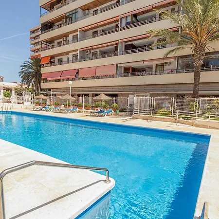 Awesome Apartment In Torremolinos With Outdoor Swimming Pool, Wifi And 1 Bedrooms * 托雷莫利诺斯